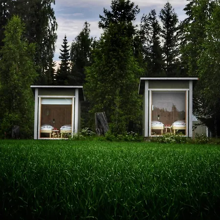 公寓 Kolocabins - Hiitolanjoki 2 *